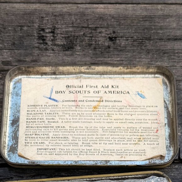 Vintage 1928 Boy Scout BAUER & BLACK First Aid Kit Tin w/ Field Guide Book Only - Picture 5 of 10